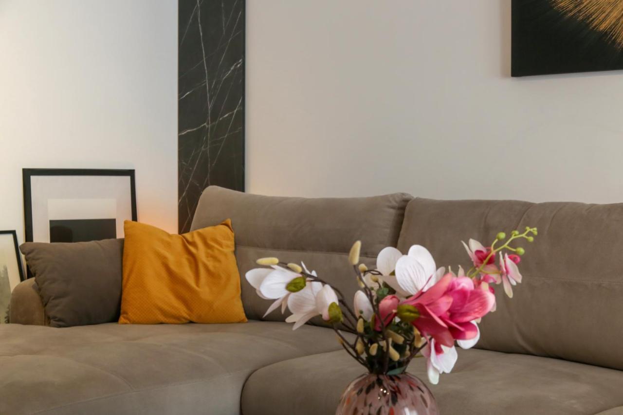 Supernova Deluxe Residence Novi Sad Bagian luar foto